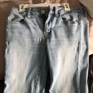 American Eagle non-ripped jeans